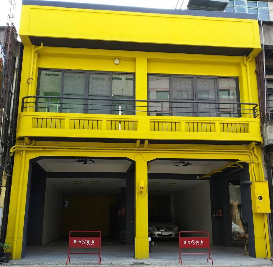 客旅家青年旅館 Travelers Plus Chiayi Exterior foto